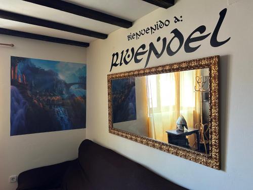 Poyales del Hoyo House | Casa Rivendel - Fantasía, Confort y Naturaleza
