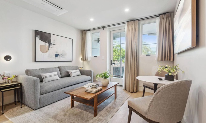 Laguna Apartment | Casa Riviera 10 - Boutique Suites