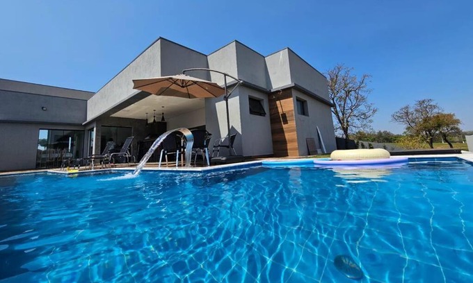 Paranapanema House | Casa Riviera Santa Cristina XIII