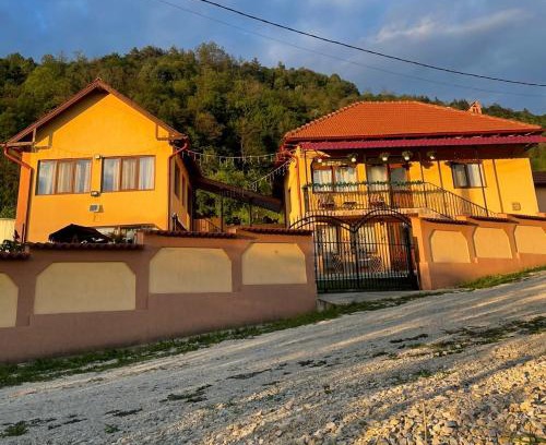 Tomsani House | Casa Roșca