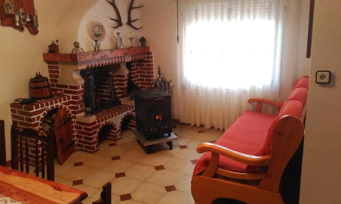 Bronchales Apartment | Casa Rosalia