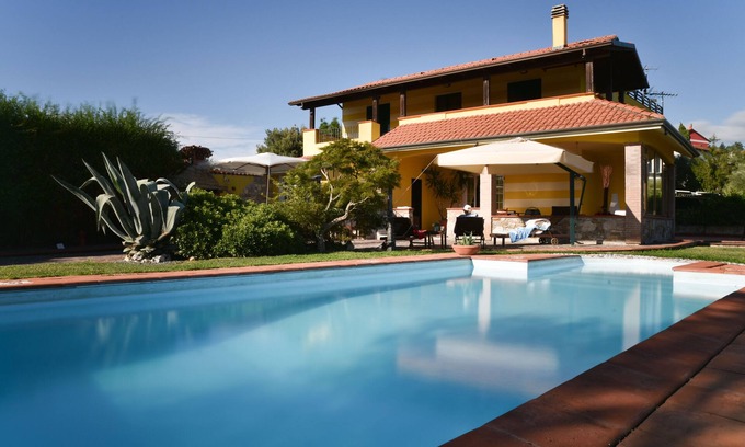 Vezzano Ligure Villa | Casa Rosaria - Beautiful views, garden and pool in cozy cottage