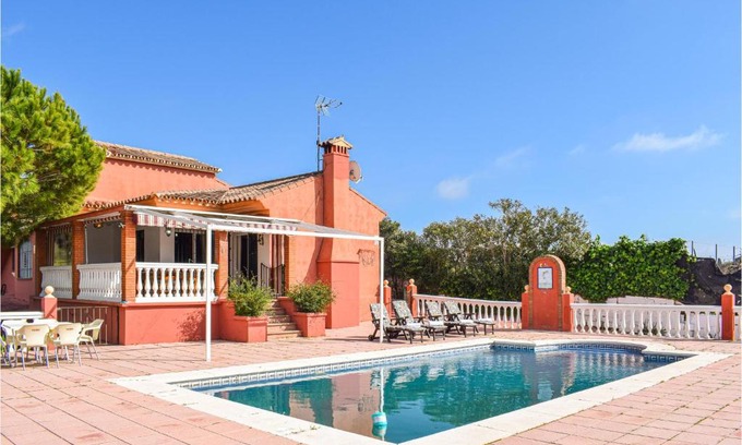 New Golden Mile House | casa rosas