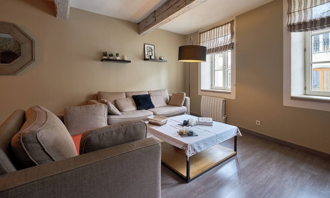 City of Carcassonne House | CASA ROYAL - Cité 500m, free public car park 200m, WIFI, Cité view terrace