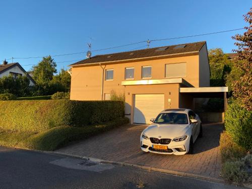 Gutweiler Apartment | Casa Royale, Boxspring, WiFi, XXL-Parking, E-Wallbox