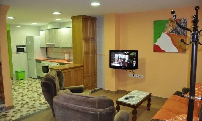 Canicosa de la Sierra Cottage | Casa Rural Bocanegra for 8 people