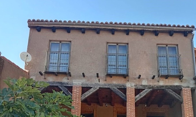 Castanar de Ibor Cottage | CASA RURAL AMANECER