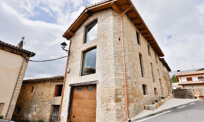 Ibiricu de Yerri House | Casa Rural Atabe Etxea