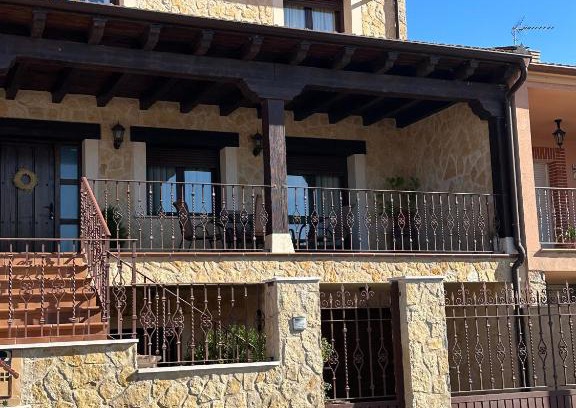Zarzuela del Monte House | Casa rural Con Calma