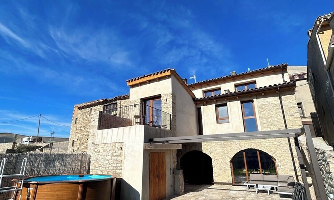 Llorac Cottage | Casa Rural con Jardín, Increibles Vistas, Piscina, Bbq, 5hab. con 5 Baños