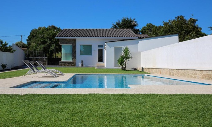 O Grove House | Casa rural con piscina Viña de Millan