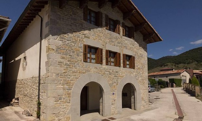 Berrioplano Cottage | Casa Rural Cortea I for 6 people