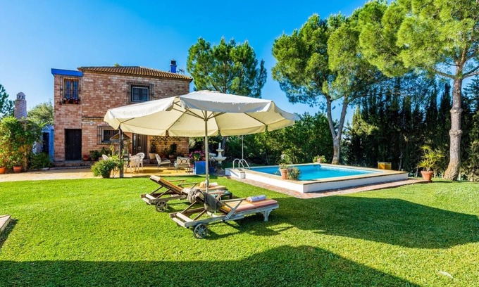 Campanillas Villa | Casa Rural Cupiana Málaga by Ruralidays