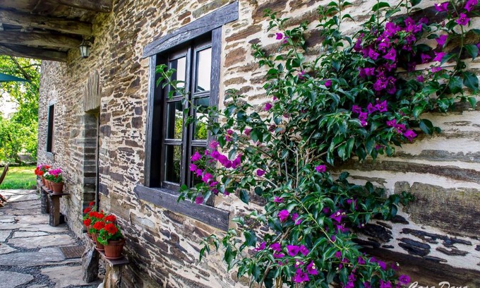 Rubian House | Casa Rural Dana