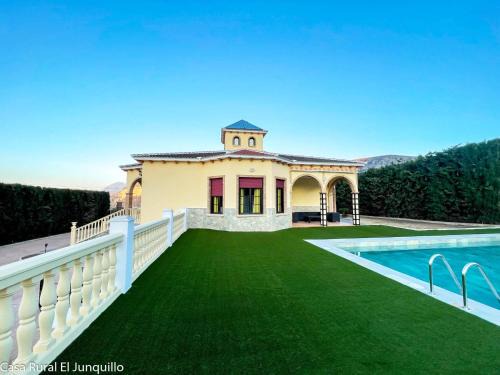 Cuevas de San Marcos Villa | Casa Rural El Junquillo