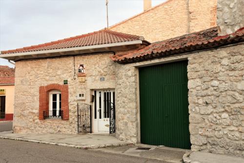 Montemayor de Pililla House | Casa Rural El Camino