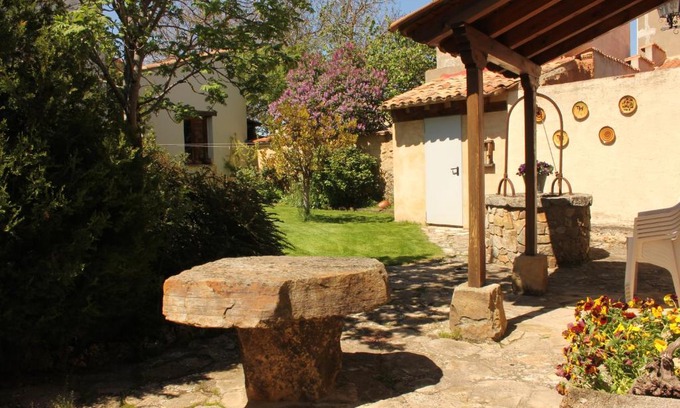 Tajueco House | Casa Rural El Alfar