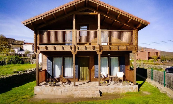 Puerto Castilla House | Casa rural El Bujo
