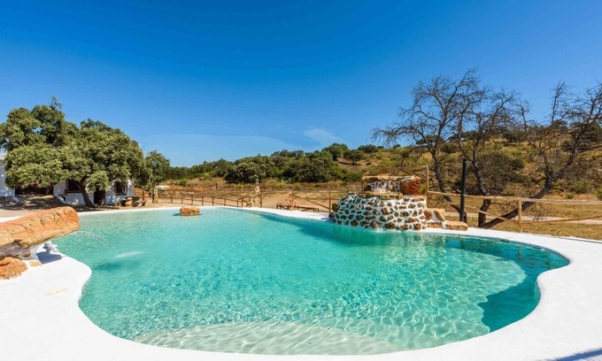 Moron de la Frontera Villa | Casa Rural El Ventorrillo Morón de la Frontera by Ruralidays