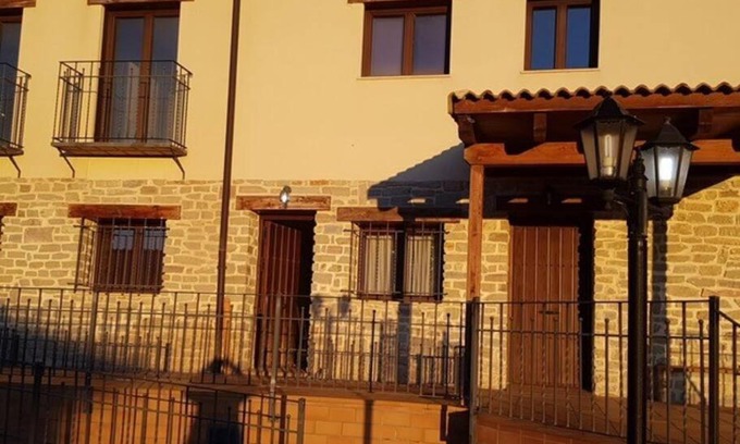 Aguilar del Alfambra Apartment | Casa rural en Aguilar ( sky en Valdelinares)