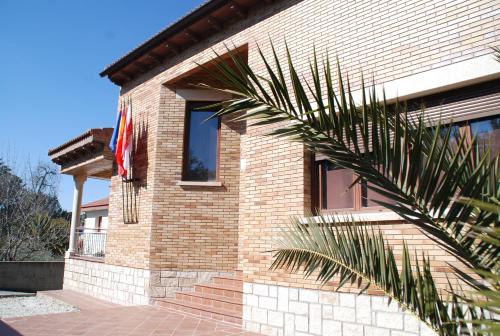 Cadalso de los Vidrios House | Casa Rural Mirando a Gredos