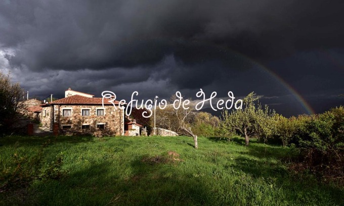 San Bartolome de Tormes House | Casa Rural Refugio de Heda