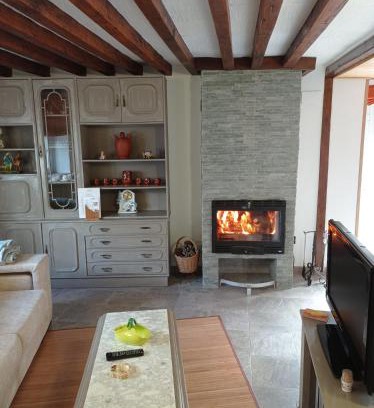 Munana House | Casa Rural Estajero