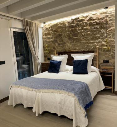 Laguardia Old Town Apartment | Casa Rural Garabitero