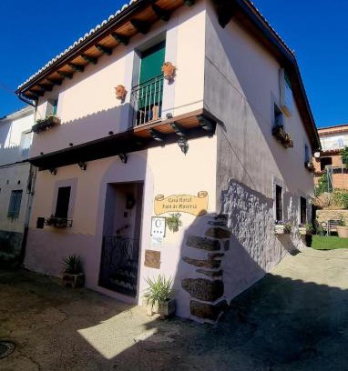 Cuacos de Yuste House | Casa Rural Juan de Austria