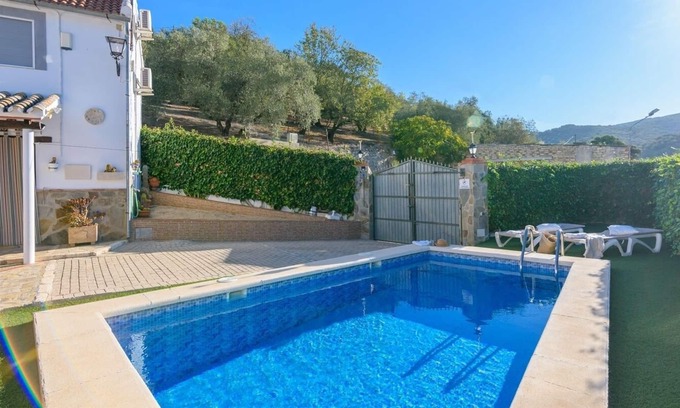 Villanueva de Algaidas Villa | Casa Rural La Cañada Villanueva de Algaidas by Ruralidays
