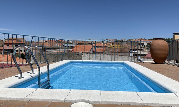 Villar de Ciervo Cottage | Casa Rural La Vertedera with private pool especially for groups and families with children