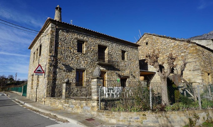 El Pueyo de Araguas House | Casa Rural La Escuela