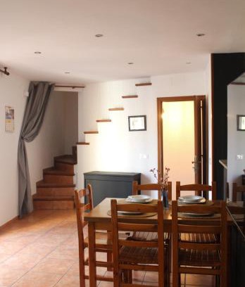 Cirat House | Casa Rural La Valentina