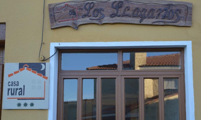 Villaturiel House | Casa Rural Los Lláganos