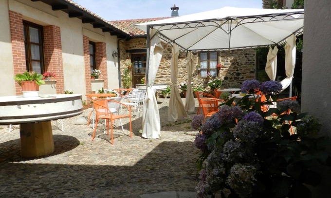 Luyego House | Casa Rural Molino Del Arriero