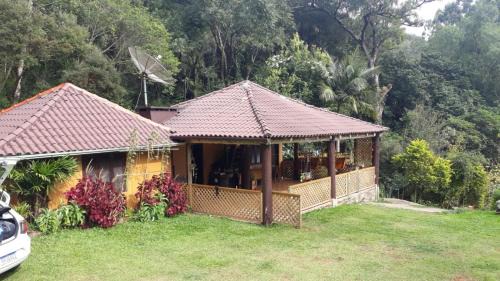 Santa Maria do Herval Cabin | Casa Rural Na Serra, próxima de Cachoeiras e verde