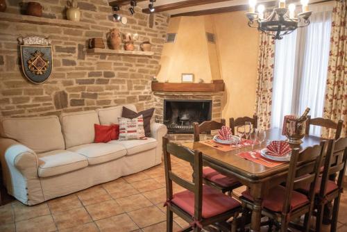 Todolella Apartment | Casa Rural Nuri de Rei A y B