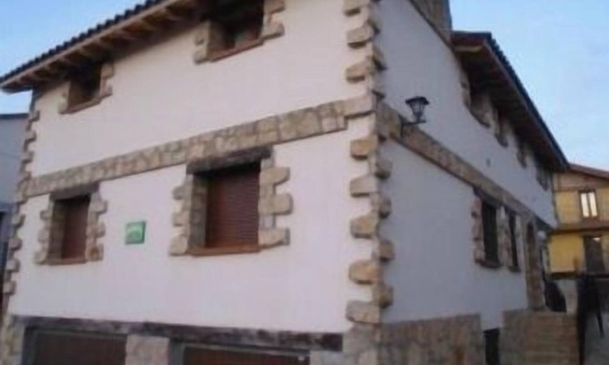 Orea Cottage | Casa Rural Pablo for 14 people