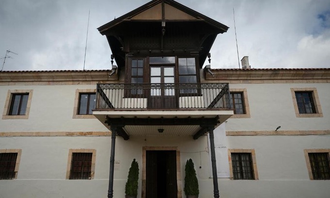 Terradillos House | CASA RURAL PALACIO CONDE DE ALDANA con piscina entre encinares y dehesas