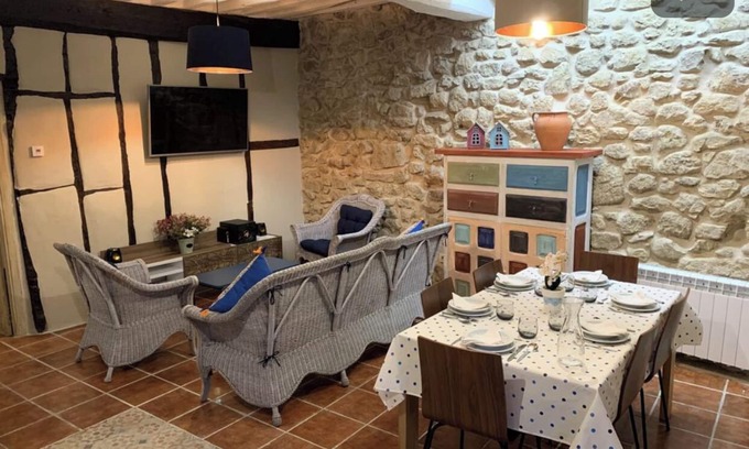 Candelario Cottage | Casa Rural Recién Reformada con Encanto ¡una Experiencia Turística de Calidad!
