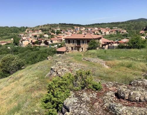 Rabanera del Pinar House | Casa Rural Roblegordo