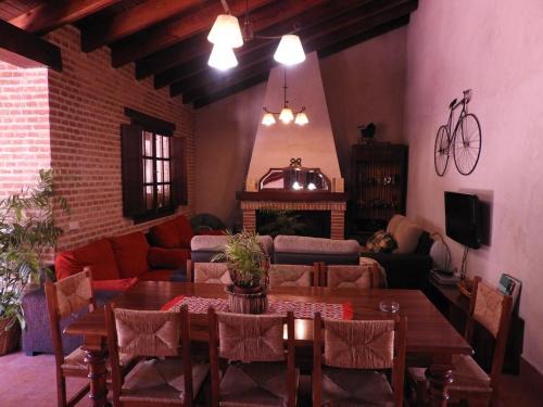 San Carlos del Valle House | Casa Rural Vallehermoso
