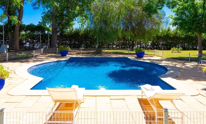 Cantillana Villa | Casa San Ignacio Cantillana by Ruralidays