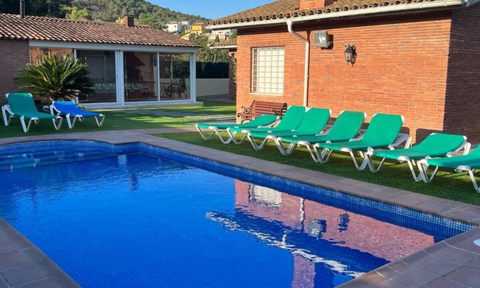 Mont Barbat House | Casa San Roca