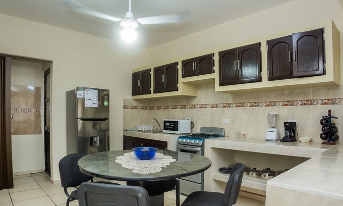 La Paz Apartment | Casa Santuario: 3 BR home close to malecon 5 mins drive