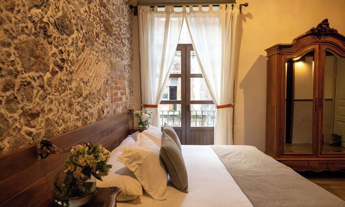 Downtown Mexico City Apartment | CASA SAUTO 12 Historic 1 BR with balconies and Rooftop next to Zocalo