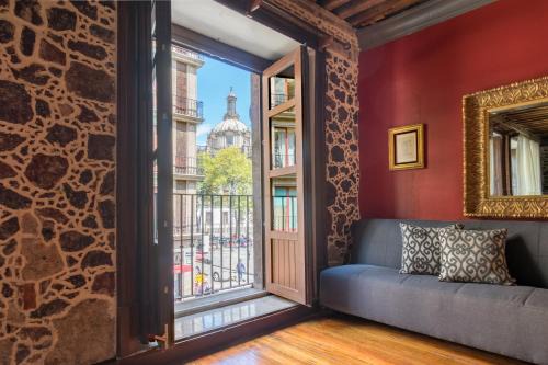 Historic Center Apartment | CASA SAUTO Romantic Suite Cathedral Views