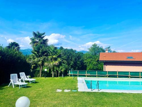 Cerro Apartment | Casa Sebastiano am Lago Maggiore - familienfreundliches Ferienhaus mit Pool