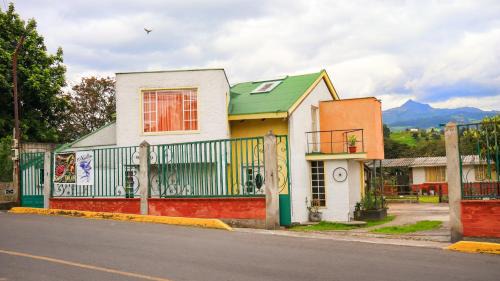 Cotogchoa House | Casa Serrano