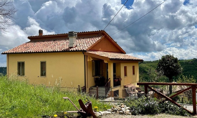 Montemonaco Apartment | Casa Sibilla 3 bedrooms independent apartment in the Sibillini National Park